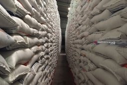 Bulog Jatim jamin ketersediaan bahan pokok selama Ramadhan