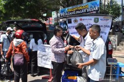 Operasi pasar di Madiun