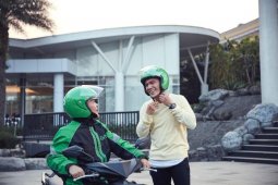 Hilang dari aplikasi, pengguna GrabBike dan GoRide diarahkan ke mobil