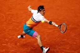 Nishikori menghadapi Wawrinka di babak ketiga Madrid