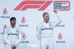 Hamilton tak akan beri ruang lagi bagi Bottas