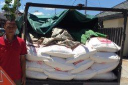 Polres Sambas amankan gula dari Malaysia