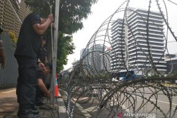 Massa sejumlah ormas mulai datangi Masjid Istiqlal