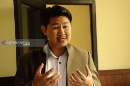 Vinsensius Awey bisa jadi "kuda hitam" di Pilkada Surabaya 2020