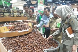 Dinas Kesehatan Gresik temukan kurma berjamur dijual