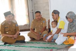 Aisya, a toddler with a leaky heart will be treated in Jakarta