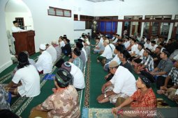 Bupati Banyuwangi ajak pesantren berdakwa di media sosial