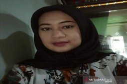 Adelia, lebih memilih mengurus keluarga daripada jadi Asissten Dokter