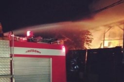 Gudang Limbah Di Sukabumi dilalap si jago merah