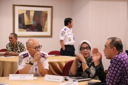 Pemkab Bogor-Tangerang sepakat ubah jadwal operasional truk tambang