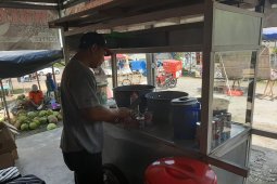 "Burjo" Mas Yoni dulang berkah penjualan di bulan Ramadhan (Video)