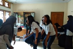 Mahasiswa Unja dan TSA akan bangun kampung literasi  di Legok Sipin