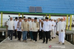 Bupati safari Ramadhan sekaligus menyerahkan bantuan