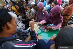 Operasi pasar TPID di kelurahan