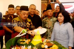 Calon anggota DPRD Surabaya terpilih siap tempati gedung baru