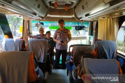 Pemprov Jatim sediakan dua bus balik gratis tujuan Sampang