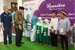 Bakrie Amanah santuni ratusan anak yatim-dhuafa