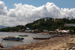 Legislator Gorut minta Pemda seriusi bangun infrastruktur di Kawasan Pesisir