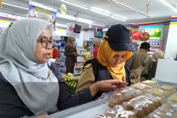 Penjual parsel di Karawang jangan jual barang kedaluwarsa