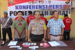 Polisi tangkap lima penjudi di Aceh Barat