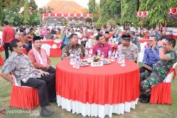 Bupati Buleleng adakan buka puasa bersama anak-anak panti asuhan