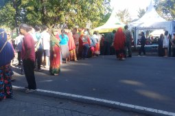 Mudik gratis, operasi pasar hingga pasar murah