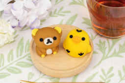 Beruang lucu Rilakkuma hadir dalam versi kue "wagashi"