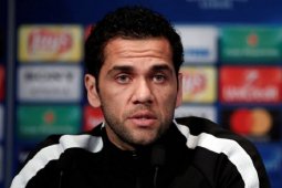 Tanpa Neymar, Dani Alves yakin Brazil tidak akan melemah