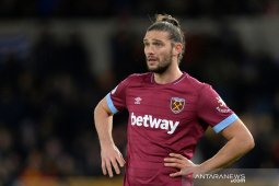 Andy Carroll dan Samir Nasri jadi bagian "cuci gudang" West Ham