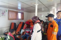 Basarnas Ternate selamatkan penumpang KLM Intan Sari