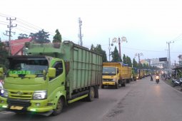 Truk bertonase besar dilarang melintas  Jambi mulai H-5