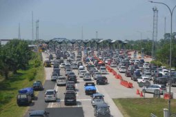 Operator prediksi Tol Cipali dilewati 104 ribu kendaraan saat puncak