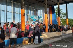 Penumpang mulai padati pelabuhan Tanjung Pandan