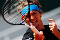 Zverev hadapi Fognini perebutkan tempat di perempat final