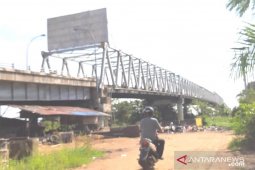 Mobilitas kendaraan di Jembatan Kapuas II lancar