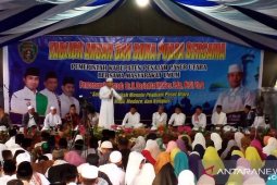 Wabup Penajam akhiri safari Ramadhan bersama dai Das'ad Latif