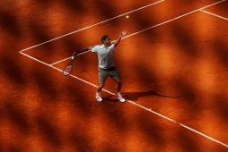 Roger Federer maju ke perempat final Prancis Open