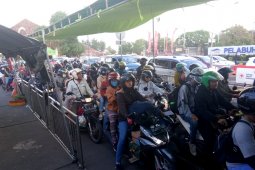 Sebagian besar pemudik Bali pilih jalan malam hari