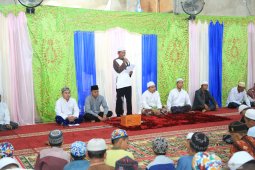 Sukamta minta warga makmurkan masjid