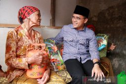 Dokter harapkan lansia tetap di rumah selama era normal baru