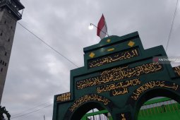 Jamaah Al Muhdlor masih trauma diliput media saat shalat id awal