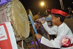 Angkola Muara Tais semarakkan malam lebaran dengan takbiran