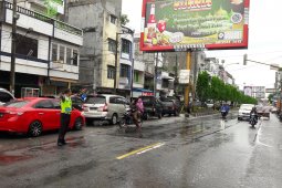 Kemacatan panjang kendaraan di Jalinsum dari Langkat menuju Aceh