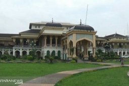 Wisata Budaya di Istana Maimun bagi warga luar Kota Medan
