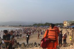 Basarnas Jabar terjunkan tim antisipasi kecelakaan laut bagi wisatawan
