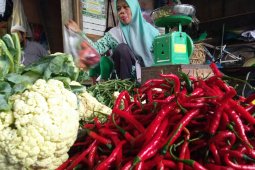 Pasar rakyat di Kota Lhokseumawe belum ramai