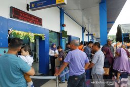 Penumpang arus balik Lebaran padati Bandara  Asan Sampit