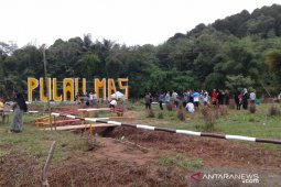 Pulau emas HST ramai pengunjung