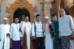 "Open House" ajang silaturahmi kepala daerah dengan masyarakat