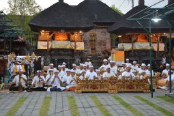 Wawali Denpasar hadiri "Pemelaspasan Gong Kebyar" duta Denpasar pada PKB